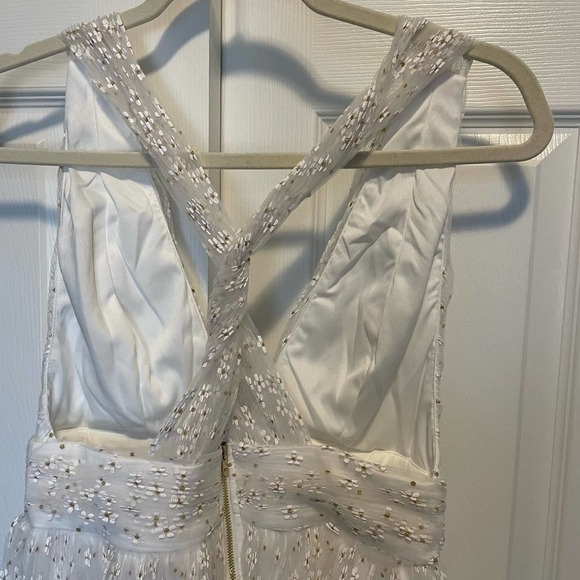 LULU'S Mini Dress, White, delicate Tulle Daisy overlay, twist back, Size Medium - Picture 13 of 16